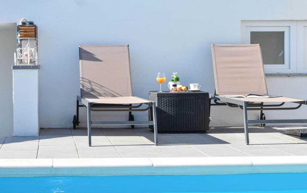 Apartment With Heated Pool And Sea View Traù Esterno foto