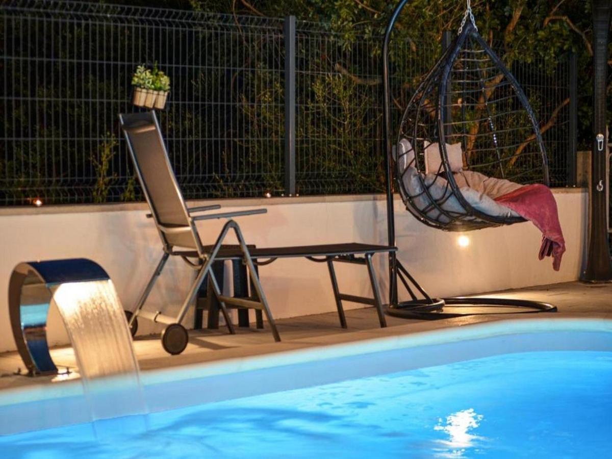 Apartment With Heated Pool And Sea View Traù Esterno foto