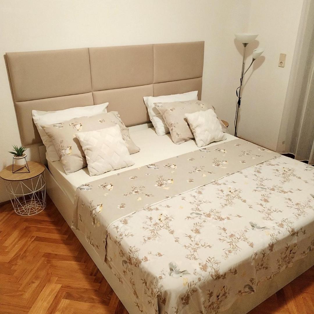 Apartment With Heated Pool And Sea View Traù Esterno foto